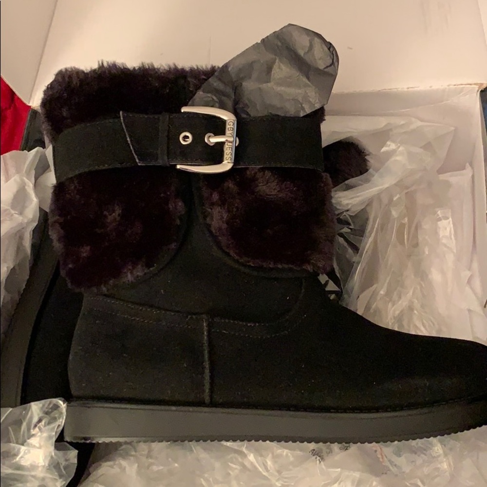 Guess boots